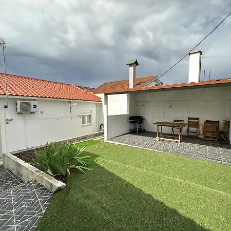 Casa Na Vila By Trip2portugal Holiday home Figueiro Dos Vinhos